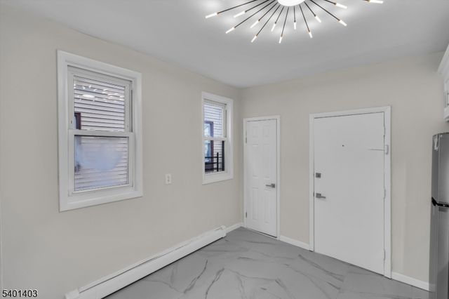 537 N Grove St, East Orange City, NJ 07017