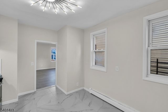 537 N Grove St, East Orange City, NJ 07017