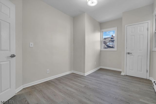 537 N Grove St, East Orange City, NJ 07017