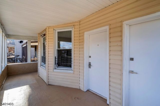 537 N Grove St, East Orange City, NJ 07017