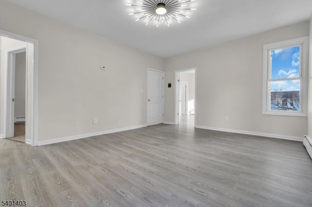 537 N Grove St, East Orange City, NJ 07017