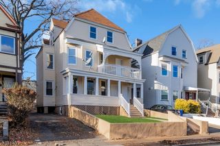 537 N Grove St, East Orange City, NJ 07017