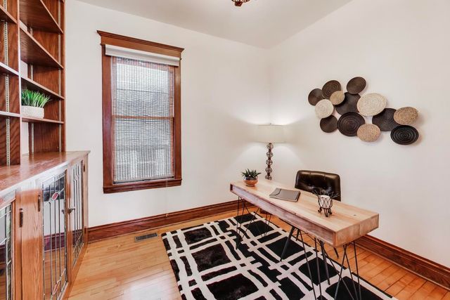 256 Blackhawk Road, Riverside, IL 60546