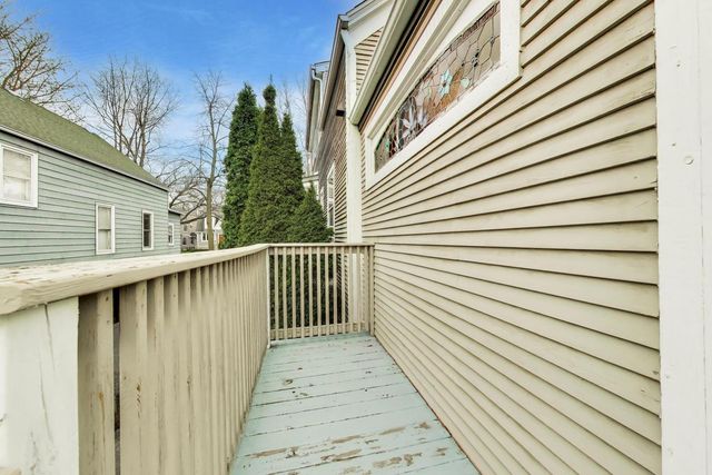 256 Blackhawk Road, Riverside, IL 60546