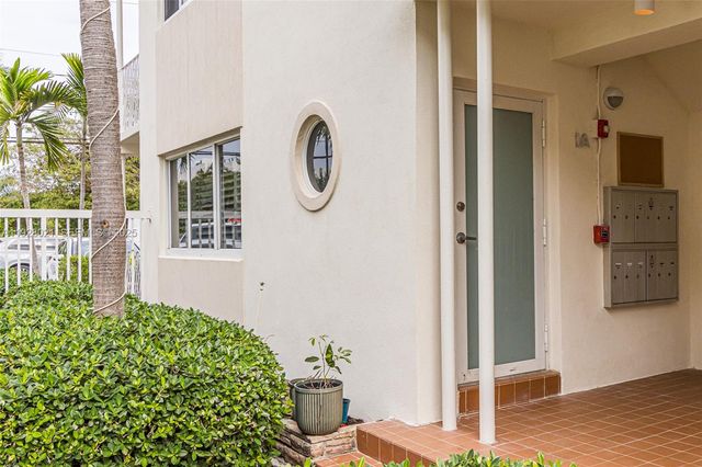 1110 Venetian Way 1A, Miami, FL 33139