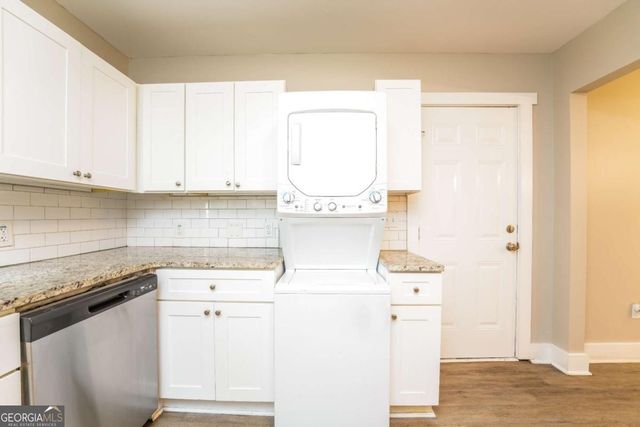 1174 Dolphin Drive SW, Atlanta, GA 30311