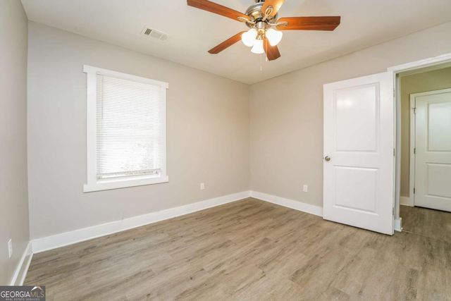 1174 Dolphin Drive SW, Atlanta, GA 30311