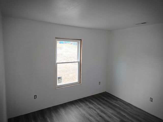 00 Peeled Oak, Owingsville, KY 40360