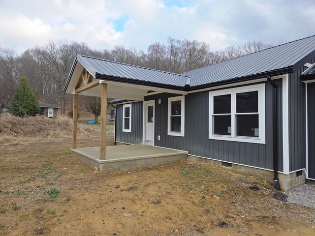 00 Peeled Oak, Owingsville, KY 40360