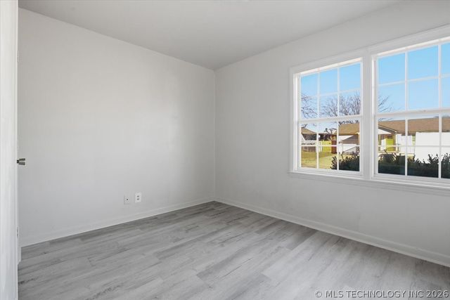 6710 E Independence Place, Tulsa, OK 74115