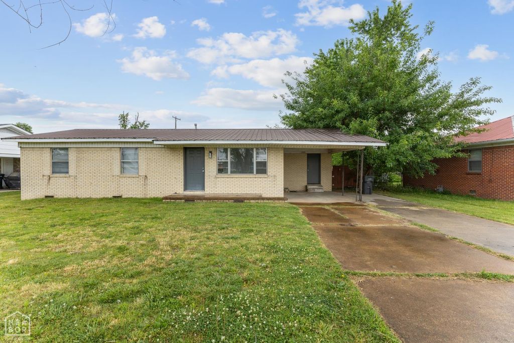 1306 W Main Street, Walnut Ridge, AR 72476