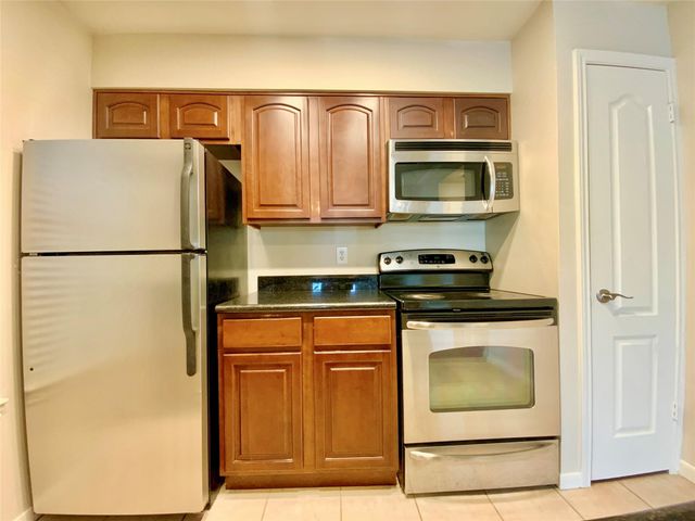 6000 Shepherd Mountain CV 315, Austin, TX 78730