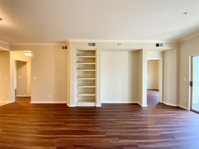 6000 Shepherd Mountain CV 315, Austin, TX 78730