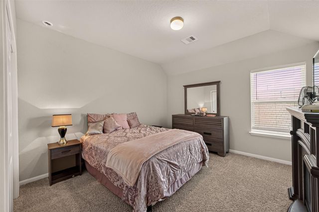 1914 Walnut Green Circle, Rosenberg, TX 77471