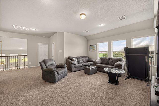 1914 Walnut Green Circle, Rosenberg, TX 77471