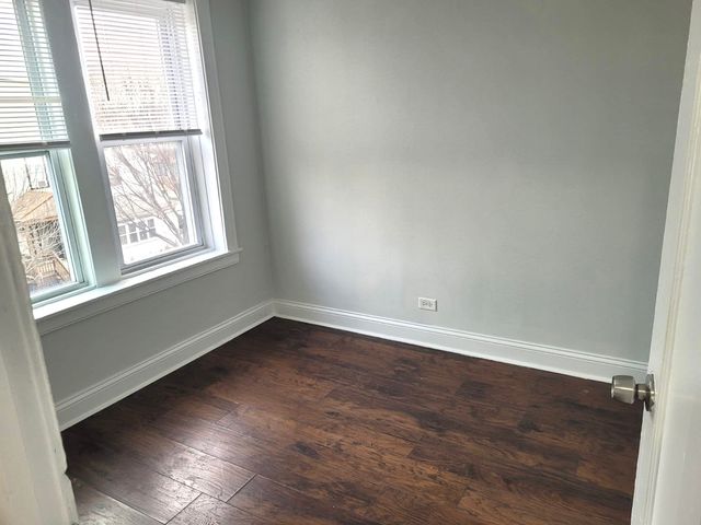 4876 W Armitage Avenue 3F, Chicago, IL 60639