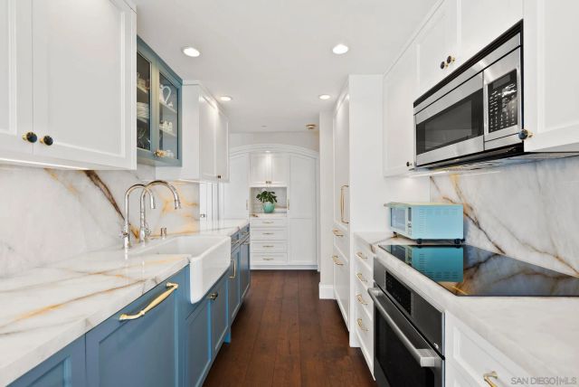 1710 Avenida del Mundo 1501, Coronado, CA 92118