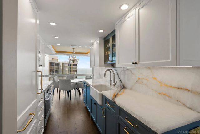 1710 Avenida del Mundo 1501, Coronado, CA 92118