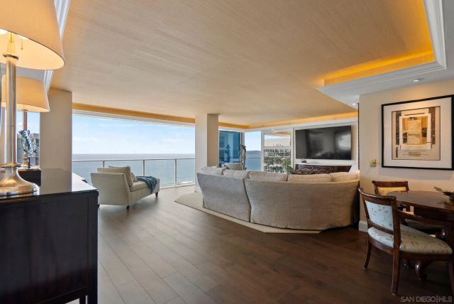 1710 Avenida del Mundo 1501, Coronado, CA 92118