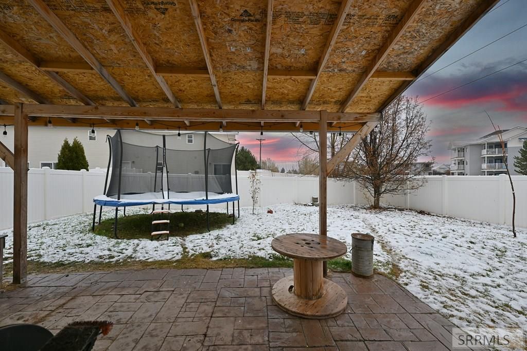 Image 15 of property listing at 2054 Meppen Drive, Idaho Falls, ID 83401