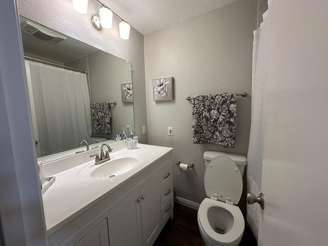 1803 Redbud Circle, Carrollton, TX 75006