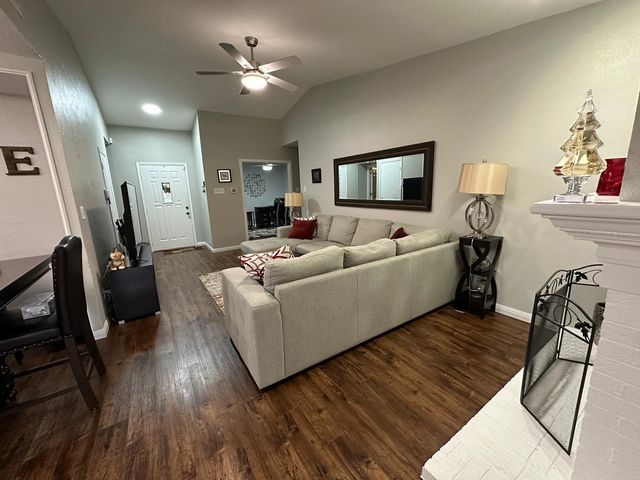 1803 Redbud Circle, Carrollton, TX 75006