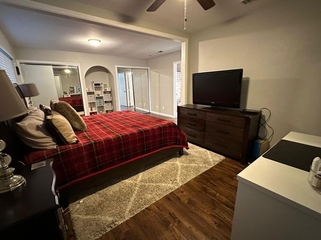 1803 Redbud Circle, Carrollton, TX 75006