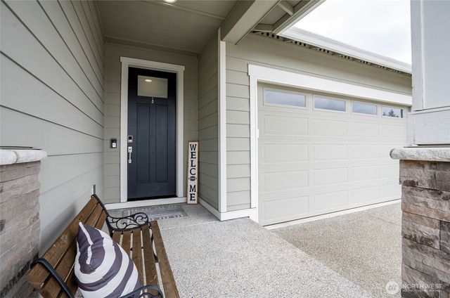 3843 SW Sylvia Court, Port Orchard, WA 98367