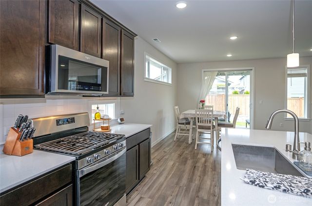3843 SW Sylvia Court, Port Orchard, WA 98367