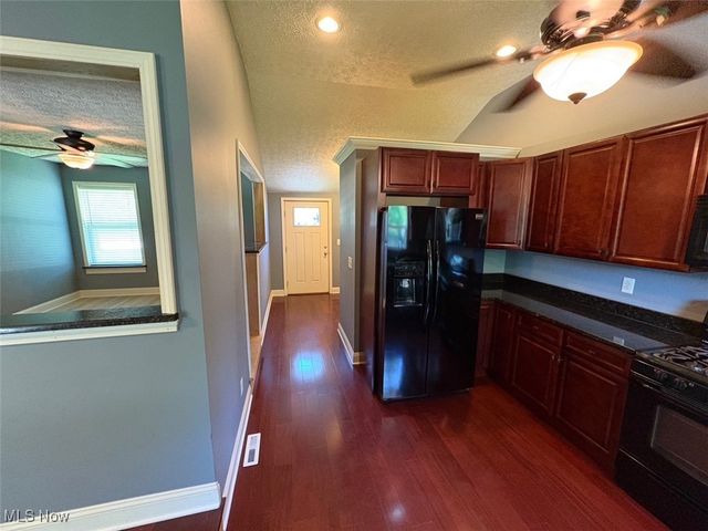 1285 Hadcock Road, Brunswick, OH 44212