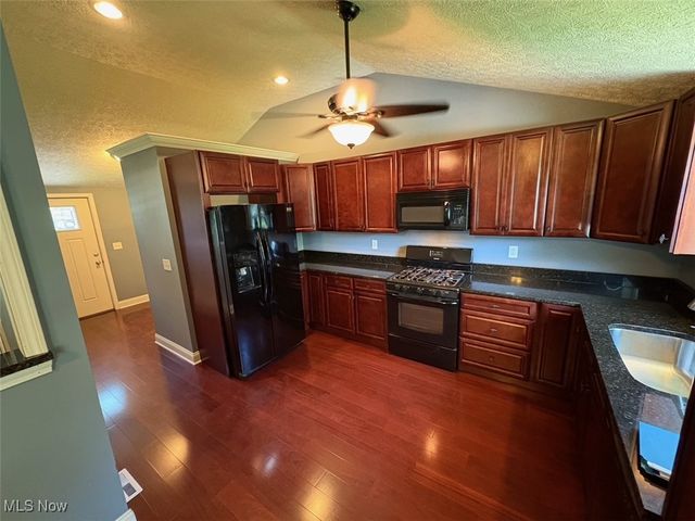 1285 Hadcock Road, Brunswick, OH 44212