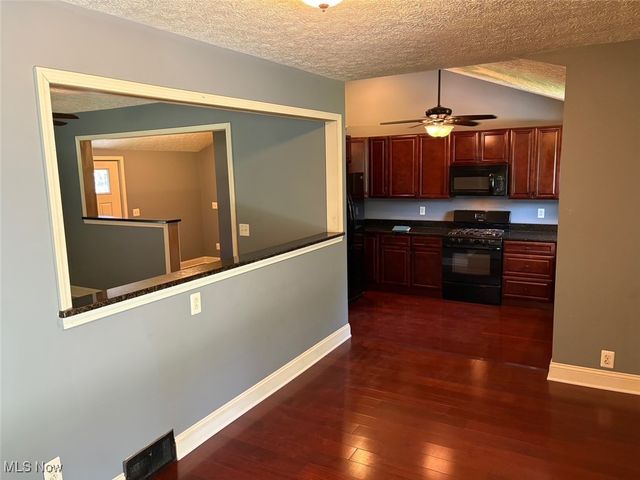 1285 Hadcock Road, Brunswick, OH 44212