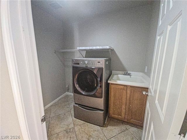 6505 Setting Moon Street, North Las Vegas, NV 89084