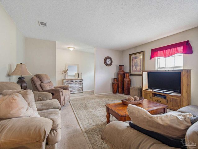 8375 Strasburg Rd, Pensacola, FL 32514