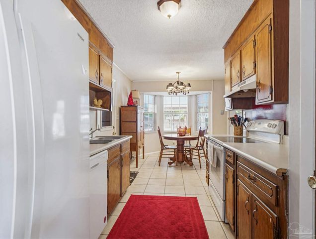 8375 Strasburg Rd, Pensacola, FL 32514