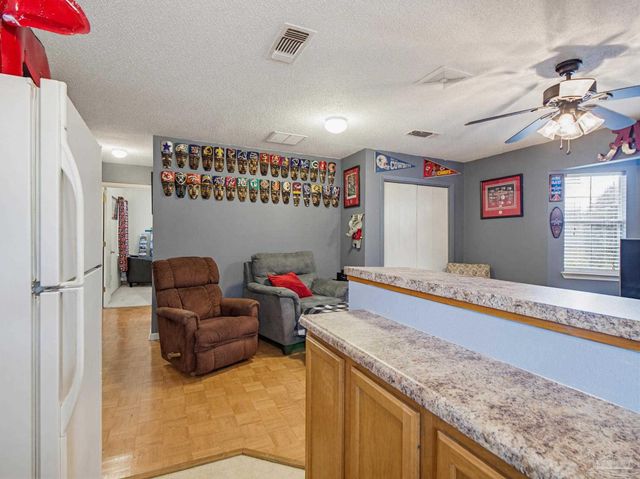 8375 Strasburg Rd, Pensacola, FL 32514