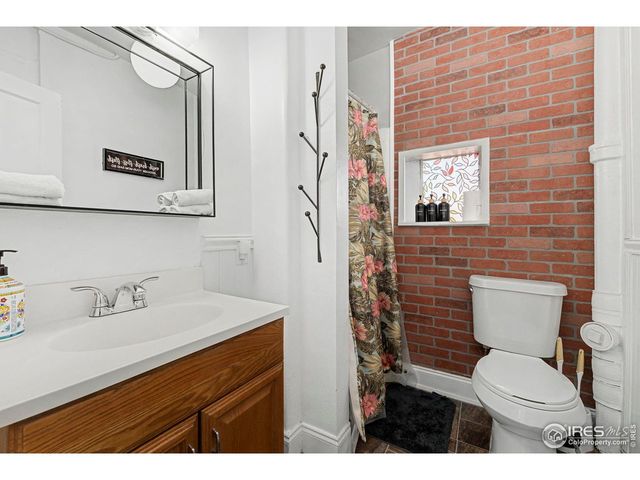 113 S 4th Ave, Brighton, CO 80601