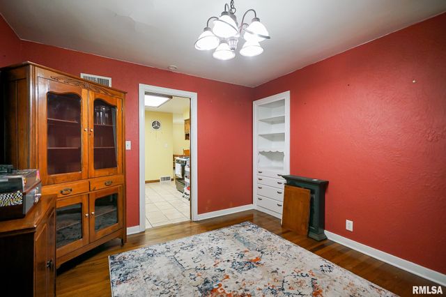 1316 E BEACH Street, Peoria, IL 61615