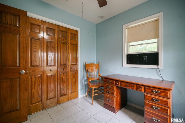 1316 E BEACH Street, Peoria, IL 61615