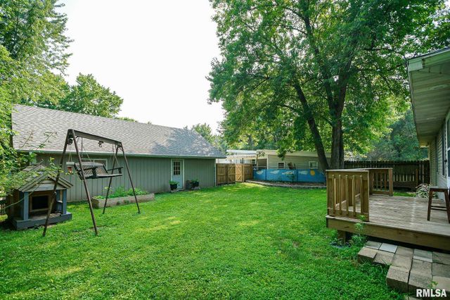 1316 E BEACH Street, Peoria, IL 61615