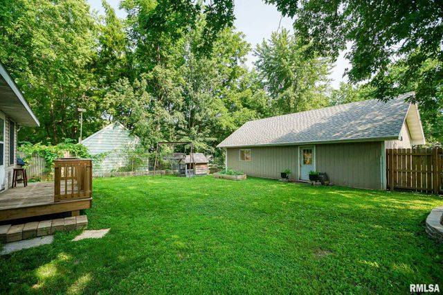1316 E BEACH Street, Peoria, IL 61615