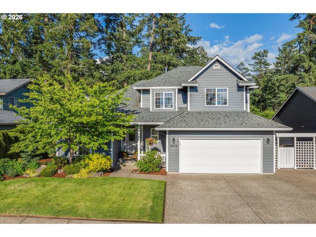 2206 N THORNE St, Newberg, OR 97132