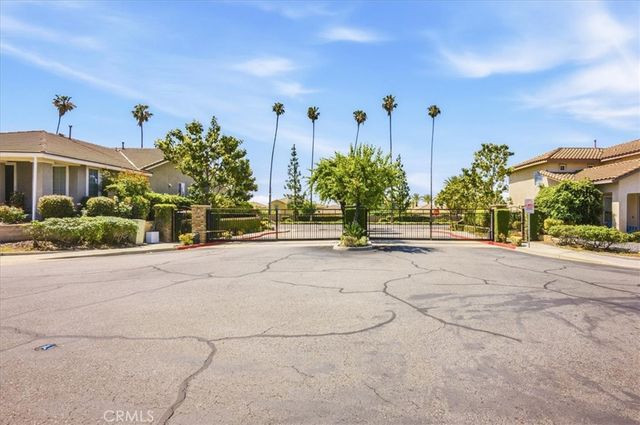 2862 Peppertree, Pomona, CA 91767