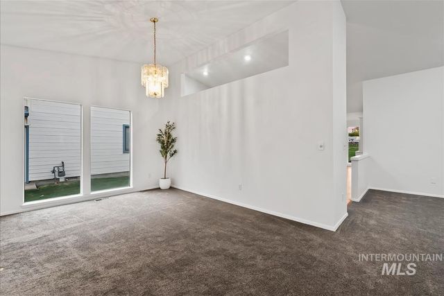 8359 W Willowdale Dr, Garden City, ID 83714