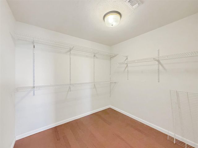 614 Red Oak Woods, Canyon Lake, TX 78133