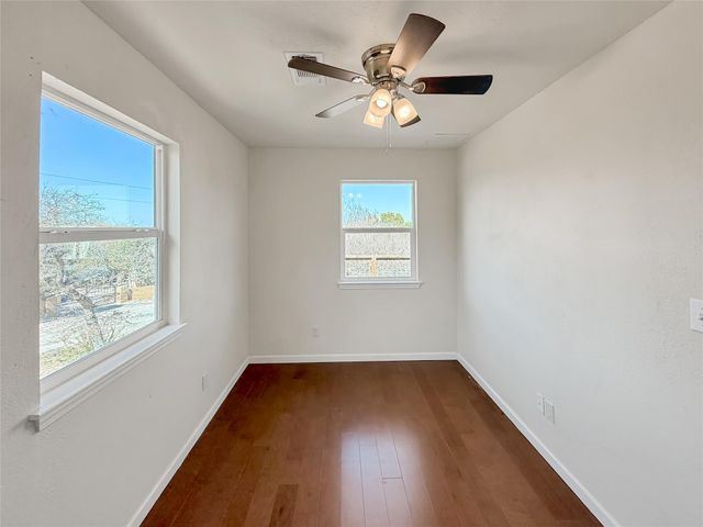 614 Red Oak Woods, Canyon Lake, TX 78133