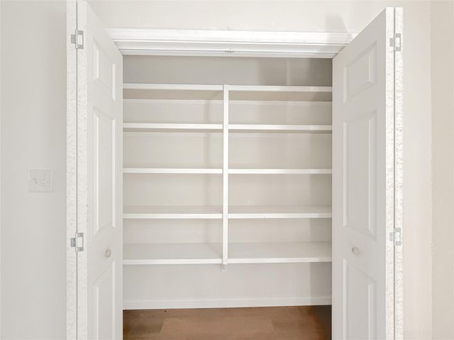 614 Red Oak Woods, Canyon Lake, TX 78133