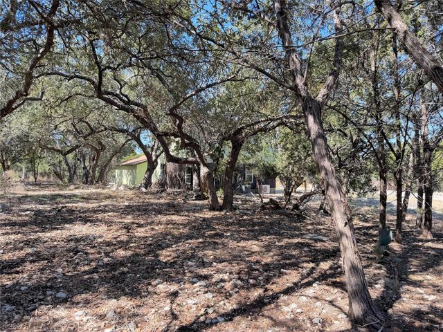 614 Red Oak Woods, Canyon Lake, TX 78133