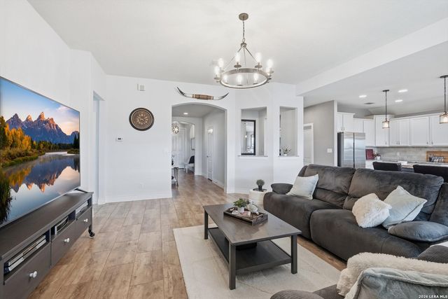 2814 Running Fawn, San Antonio, TX 78261