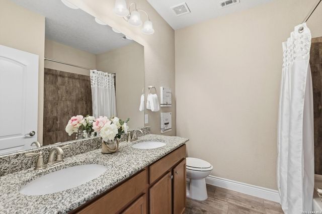 2814 Running Fawn, San Antonio, TX 78261